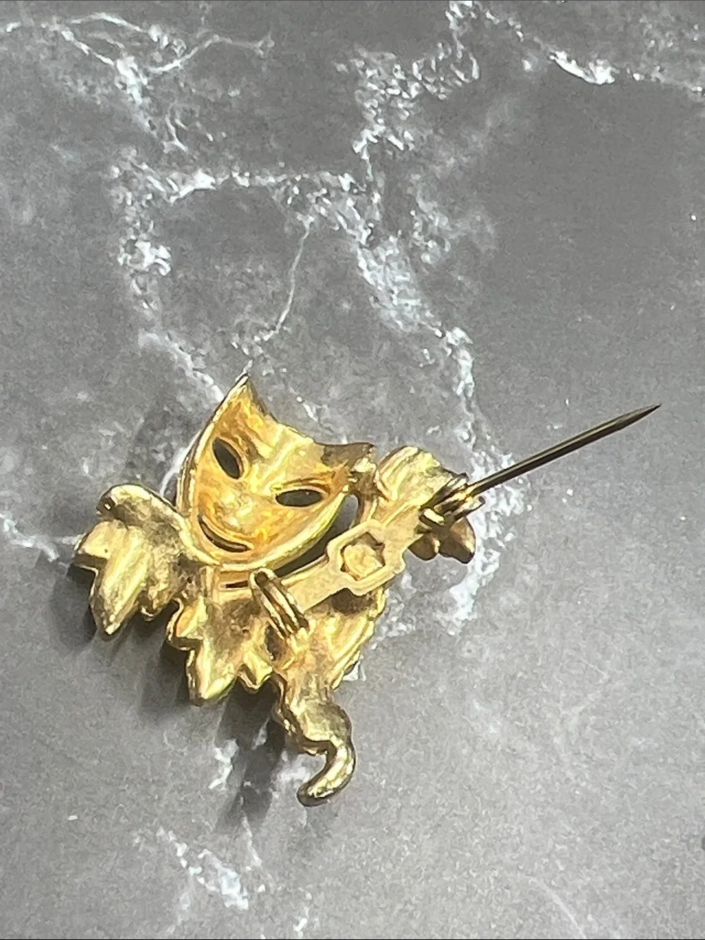 Gold Tone Pearl Harlequin Masquerade Mask Pin